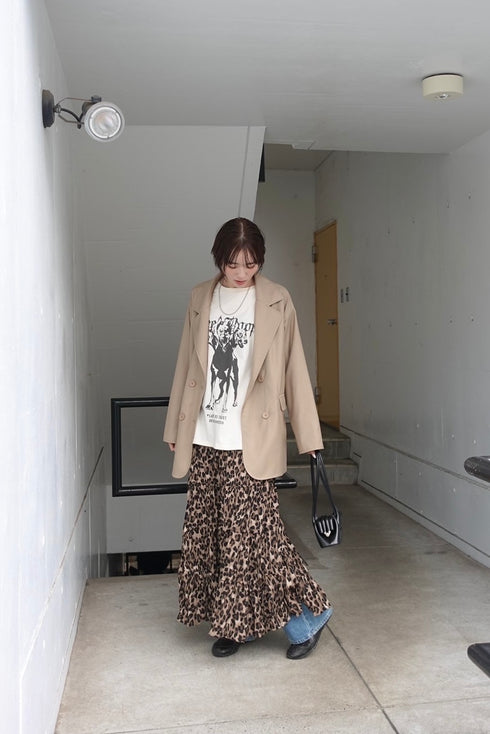 テーラードオーバージャケット